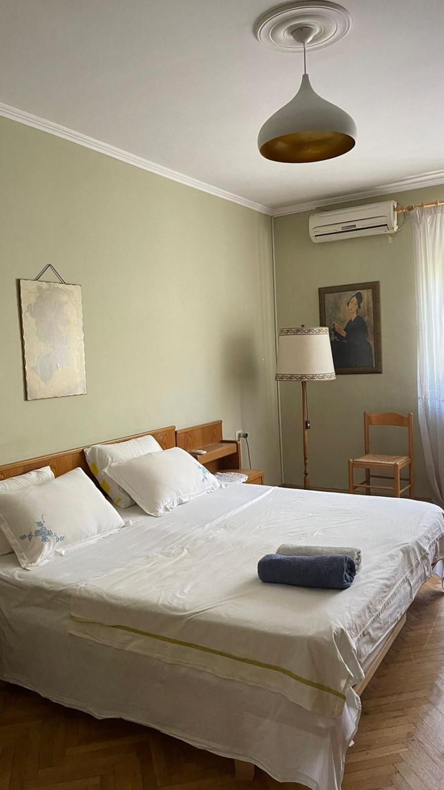 Vintage Apartment In Center Тирана Екстериор снимка